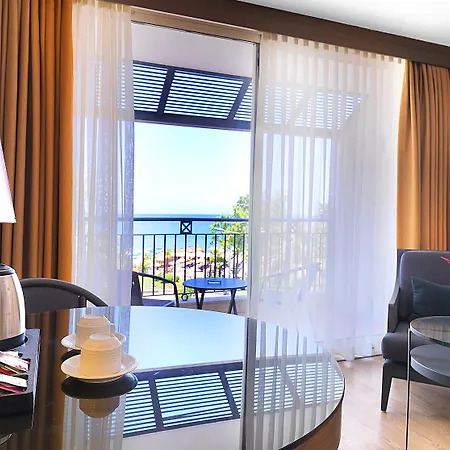 Queen's Park Turkiz Hotel 5*