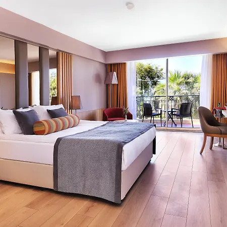 Queen's Park Turkiz 5* Kemer