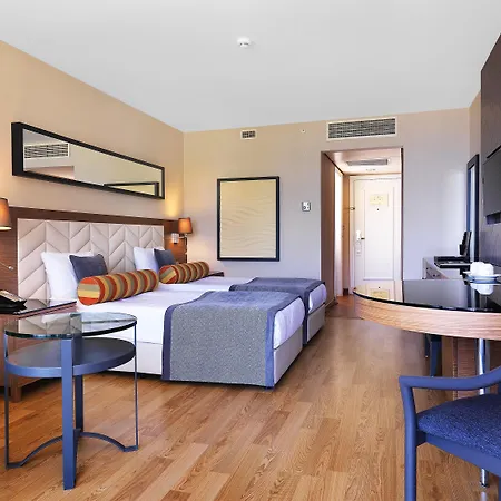 Queen's Park Turkiz Hotel
