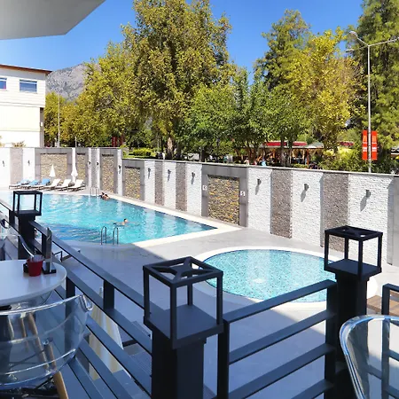 Queen's Park Turkiz 5* Kemer
