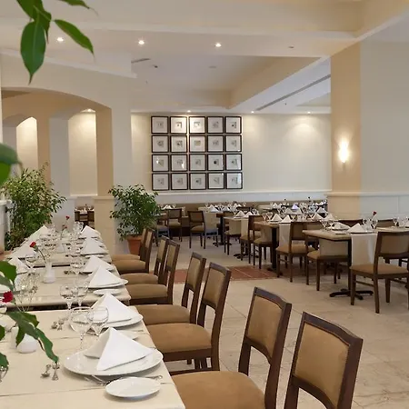 Queen's Park Turkiz 5* Kemer