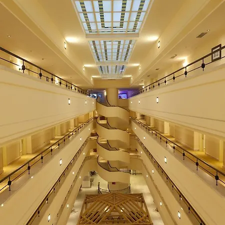 Hotel Queen's Park Turkiz