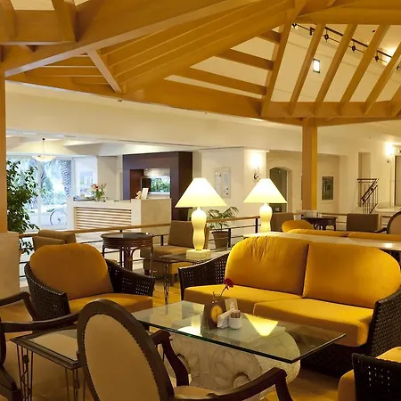 Queen's Park Turkiz Kemer